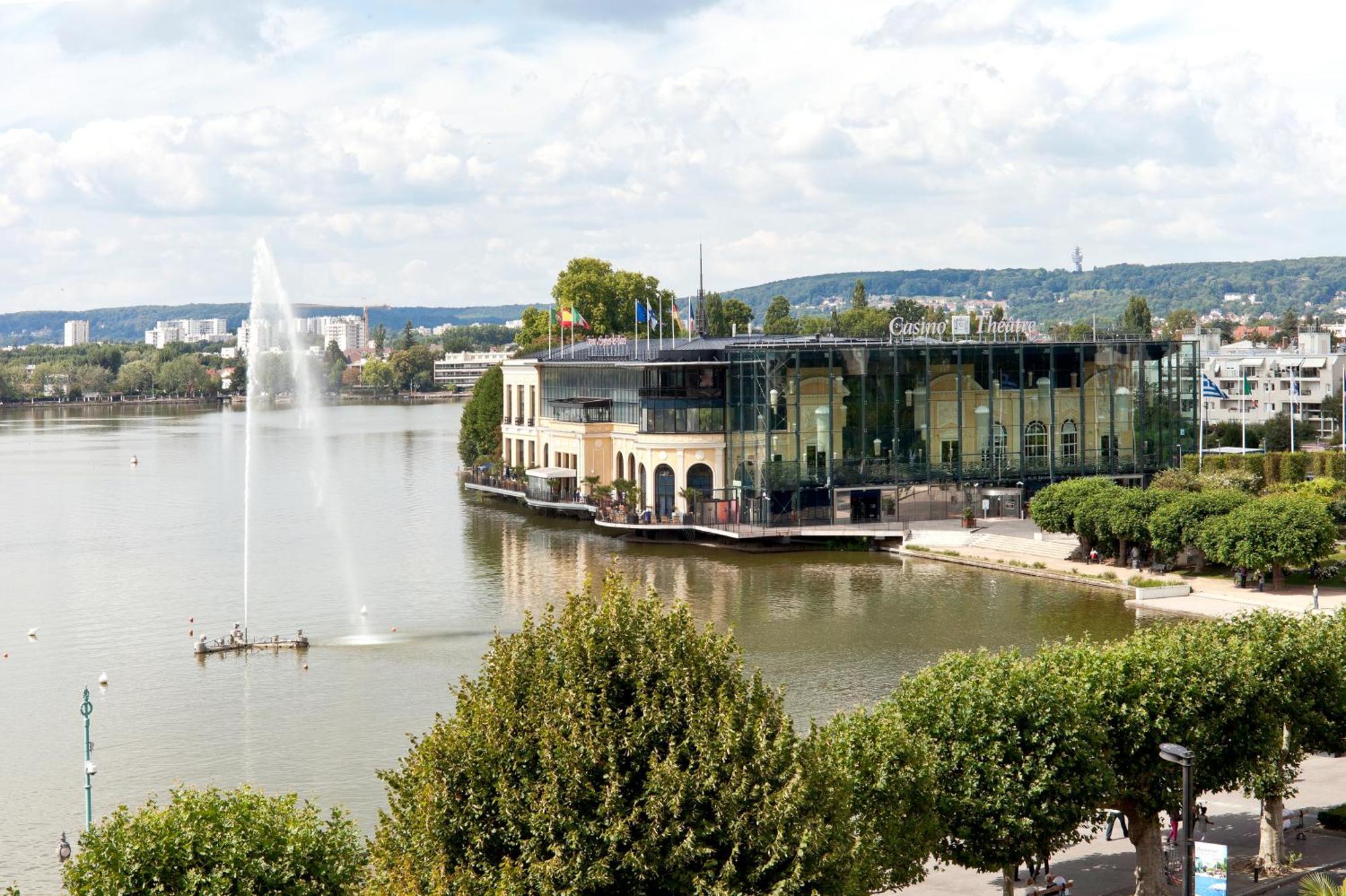 Hotel Barriere Le Grand Hotel Enghien-Les-Bains Bagian luar foto